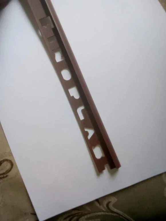 PERFIL MARRRON OSCURO 8.5 SIDER PLAST